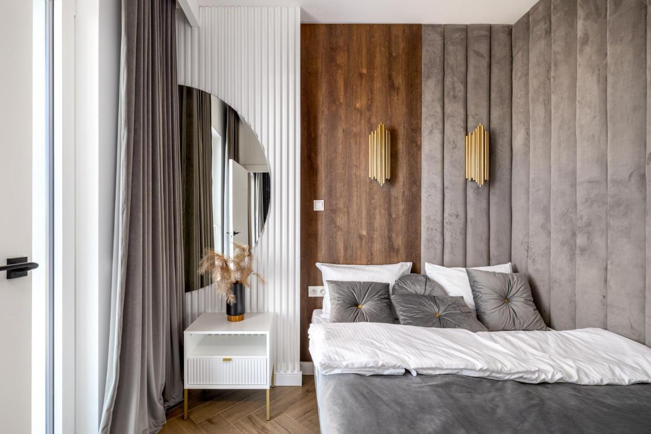 2-Bedroom Delux Apartment Wwa25 Warsawa Bagian luar foto
